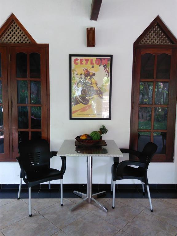 Bounty Villa Unawatuna Esterno foto