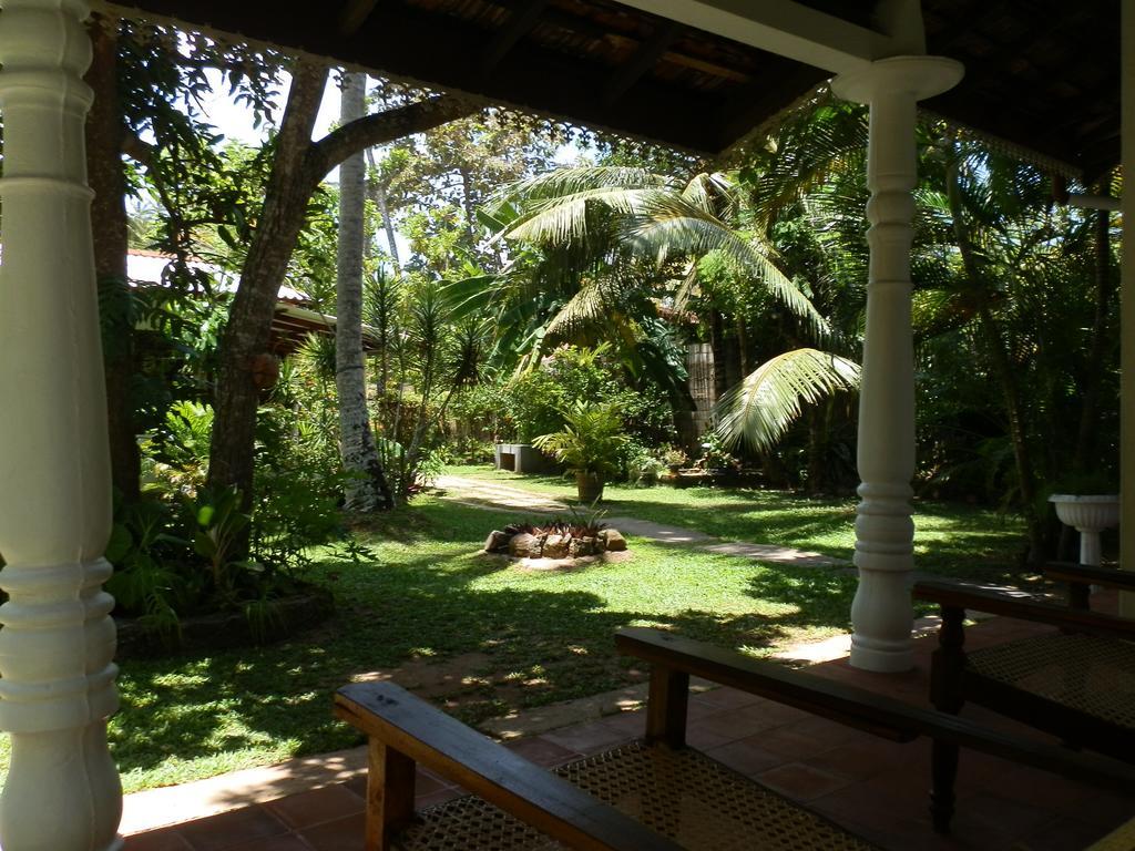 Bounty Villa Unawatuna Esterno foto